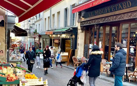 Walk & Wine Tour in the Latin Quarter