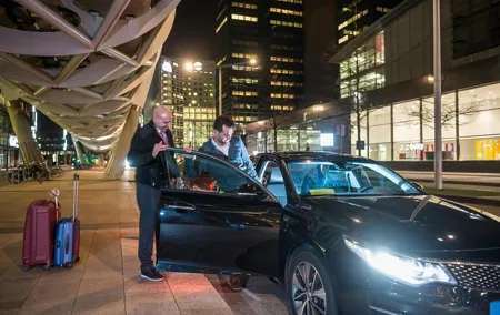 Prague Airport (PRG) Round Trip transfer to Prague City