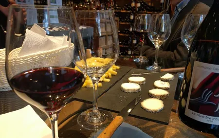 Paris Wine and Cheese Tastings Class near Le Marais