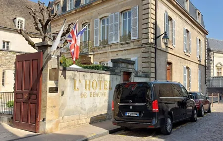 Private transfer from Paris city or CDG to Dijon or Beaune