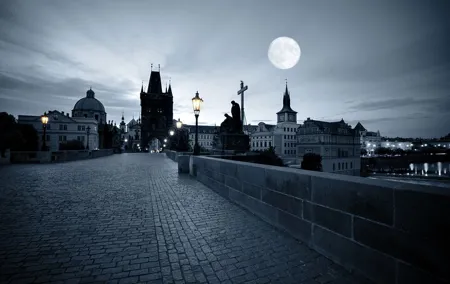 Ghosts and Legends walking tour in Prague