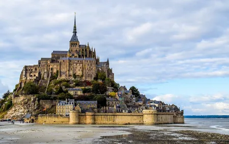 Day trip to Mont-Saint-Michel from Paris