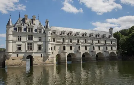 Private Day Trip From Paris to Loire Valley