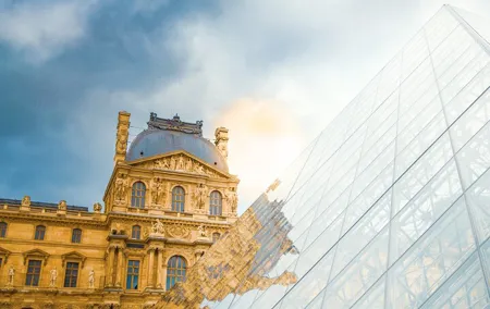 Louvre Art and Mysteries: Guided Experience for 6-people Max