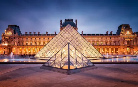 Paris Tour including Louvre Museum Private Visit