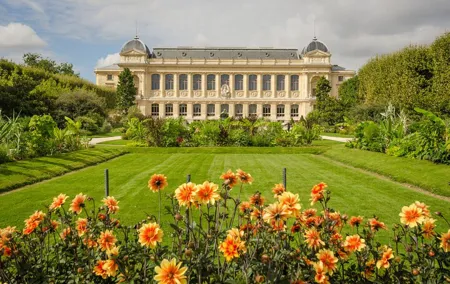 Museum of Natural History, Jardin des Plantes Tour Paris