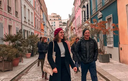 Historical Paris Walking Tour to Vibrant Food Market
