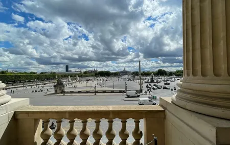 Private tour of the Main Monuments of Paris