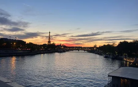 Discover Paris in one day with a private and friendly local guide
