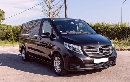 Paris to Reims one way or round-trip transfer in Sedan Car or Van
