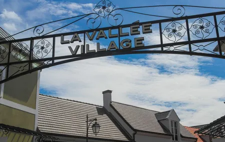 Private Tour to La Vallée Village