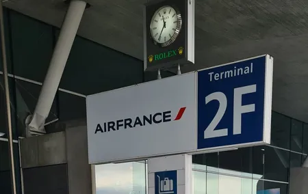 Private Transfer: CDG Airport → Paris