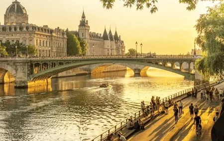 See 15 plus Paris Sights Tour and Fun Perfume Experience