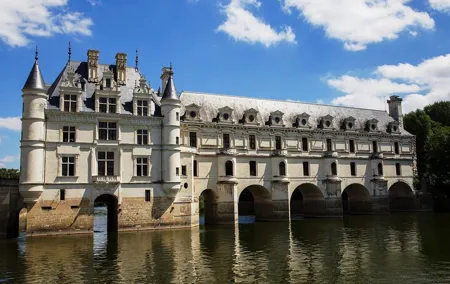 Chambord, Chenonceau and Amboise Private One-Day Tour from Paris