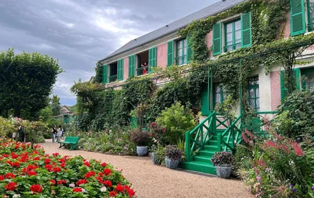Giverny Day Trip from Paris with Private Transportation