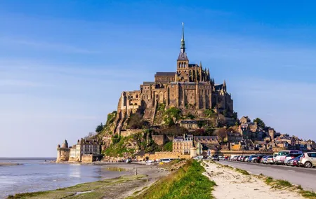 Paris to Mont-Saint-Michel: Full Day Round-Trip Transfer
