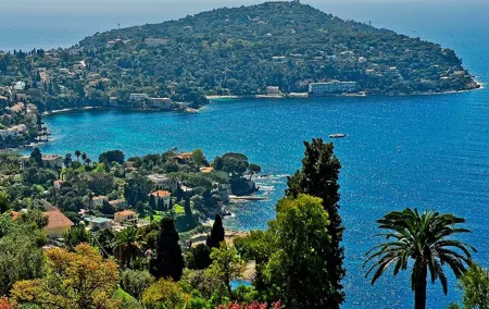 5-day Private Paris, Burgundy, Provence, Nice Live Guided Tour