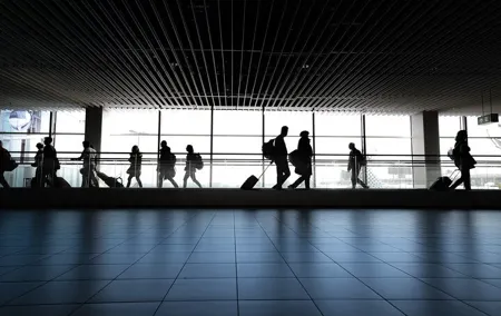 Private Chauffeured Transfer between CDG Airport and Paris