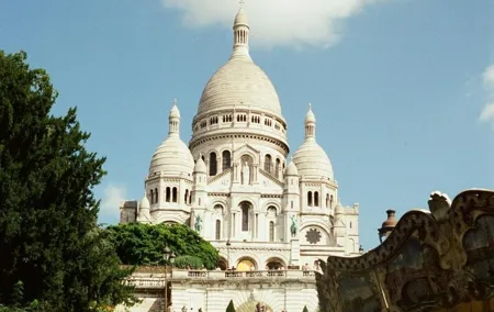 Food Tour of Montmartre Best Pastries Chocolates and Desserts