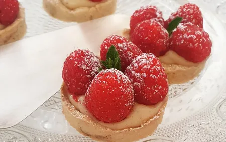 French Pastry Class & Afternoon Tea in Paris with Francoise
