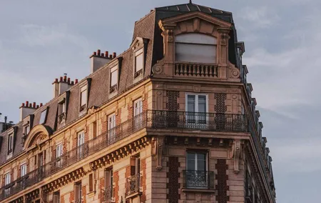 Bastille's Architecture & Artisans Self-Guided Walking Tour