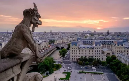 Le Grand Tour Half Day Private Walking Tour All the Main Sites
