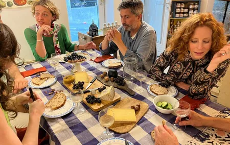 Cheese Tasting and Wine Pairing Center of Paris