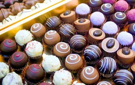 Paris Food Tour Small-Group Gourmet Experience with Lunch & Wine Tasting