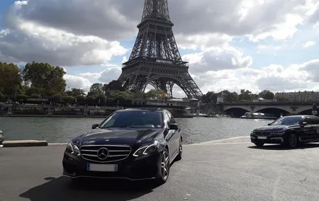 Private transfer: Paris Charles de Gaulle airport (CDG) to Paris
