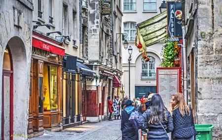 Private tour of Paris's coolest neighbourhood tour - Les Marais with a local
