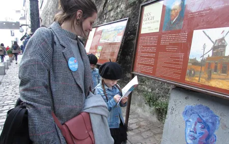 Family Treasure Hunt in Montmartre