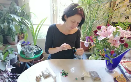 Create unique jewelry from top Parisian designer Bijoux Blues