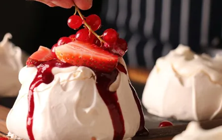 All about meringue: a pastry & culinary arts workshop in Paris