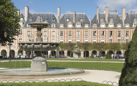 Private Marais Walking tour