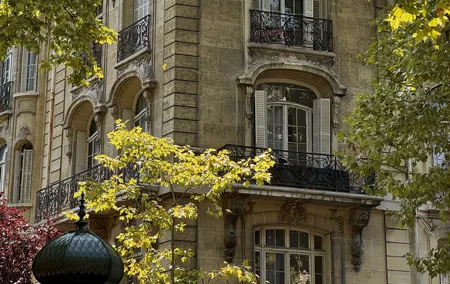 Paris: Notre Dame Cathedral, lle de la Cite & Marais Walking Tour
