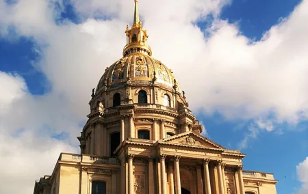 Private Eiffel Tower district walking tour with Rodin Museum