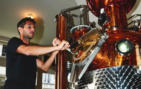 Guided Tour and Tasting at the Distillerie Baccae Paris