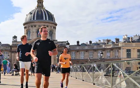 Run the Paris Main Sights with a Local: 8K Group Running Tour