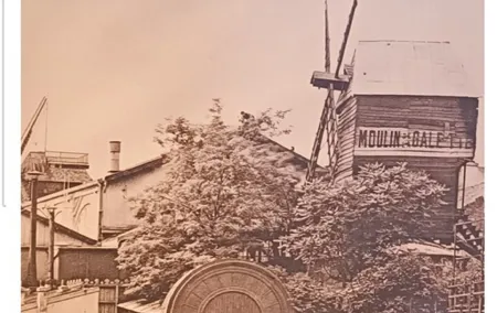 History and Culture of Montmartre with Interactive Animations