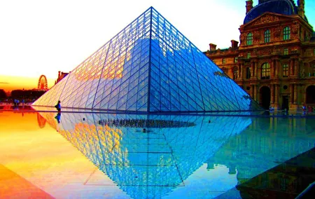 Discover Spectacular Paris: Self-Guided Audio Tour
