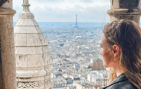 The Best Unseen Sights of Paris, Half a day walking Tour