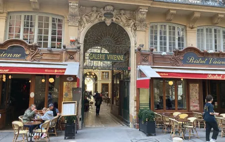 Walking tour of the Covered Passages of Paris -10 people max