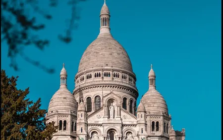 Guided Tour to Montmartre & Sacré-Cœur Chronicles