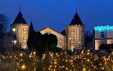 Lunch at Pommery, Pairing & Guided Cellars visit Champagne trip