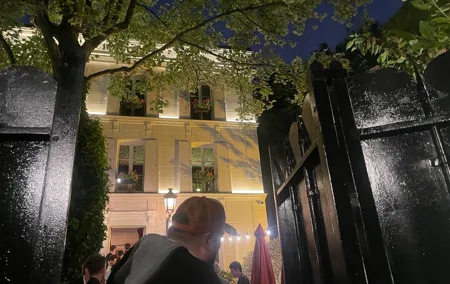 Montmarte Confidential