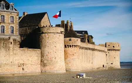 2 Days Trip to Saint Malo & Mont Saint Michel from Paris
