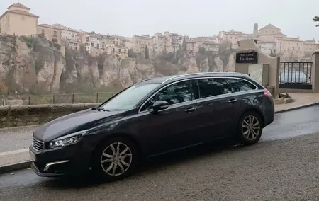 Versailles Private Two Way Transfer