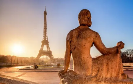 Full Day Private Historical Tour in Paris
