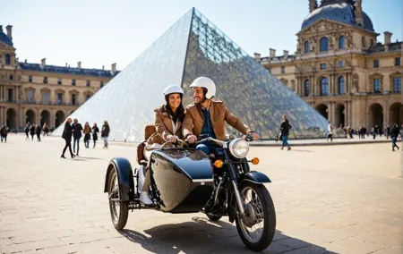 Combo Vintage Side Car Tour and Louvre