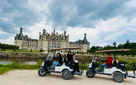 Loire Valley Private Tour from Paris: Château & Golf Cart + Gift